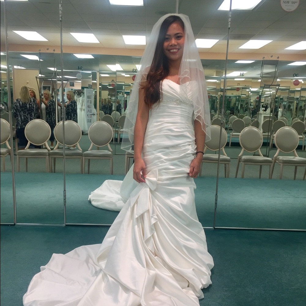 ‼️24 HOUR SALE‼️David's Bridal Wedding Dress